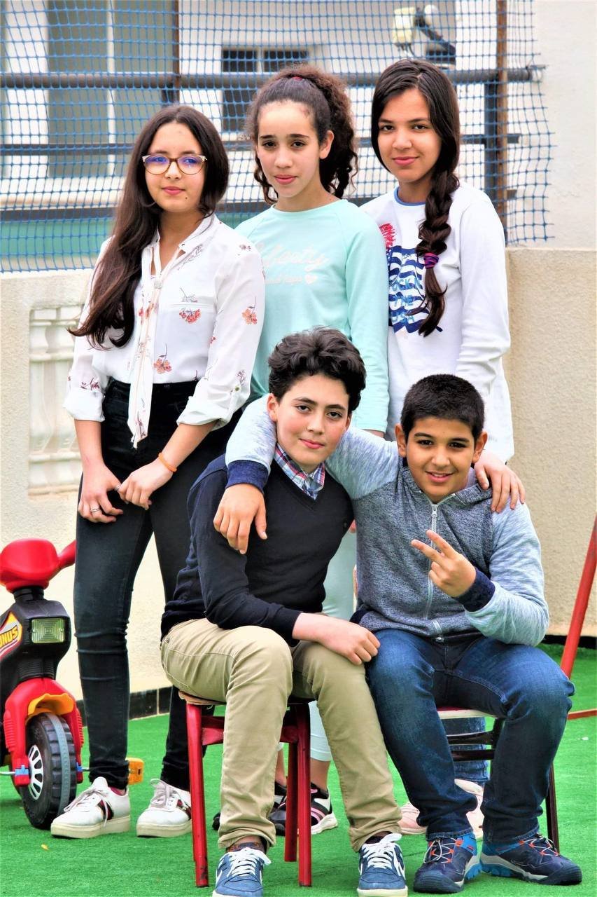Azzabene School — Facilities: Library, classrooms, and campus spaces